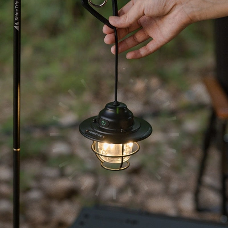 Shanqu Pine Cone Outdoor Camping Lantern Chandelier