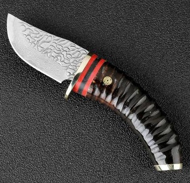 VG10 Damascus Steel Outdoor Hunting Knife