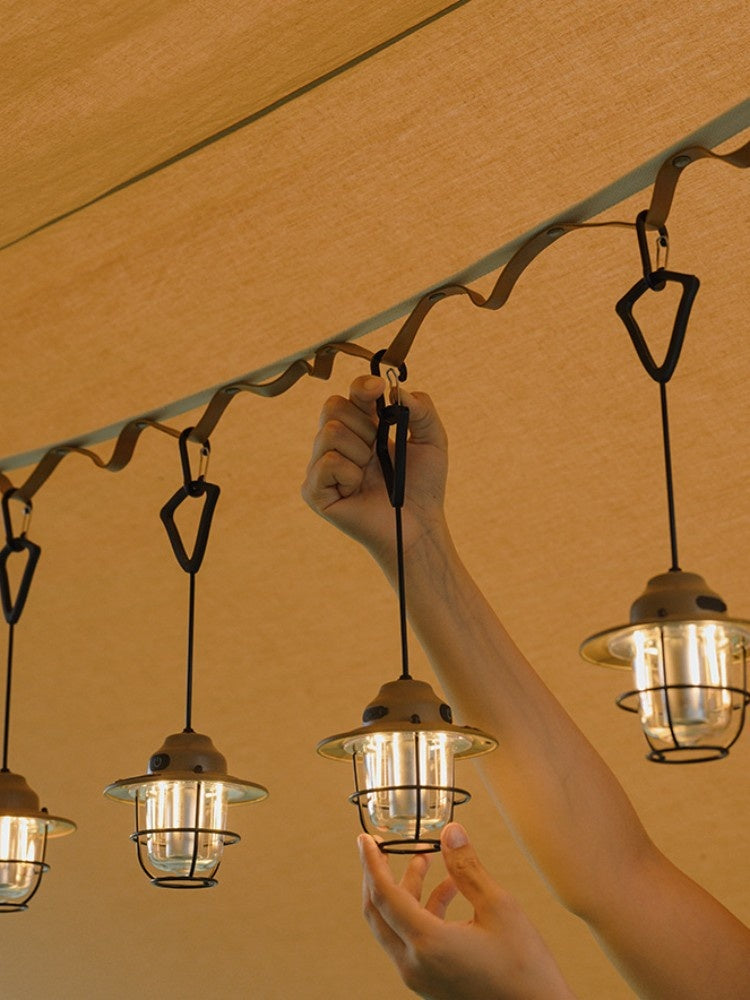 Shanqu Pine Cone Outdoor Camping Lantern Chandelier