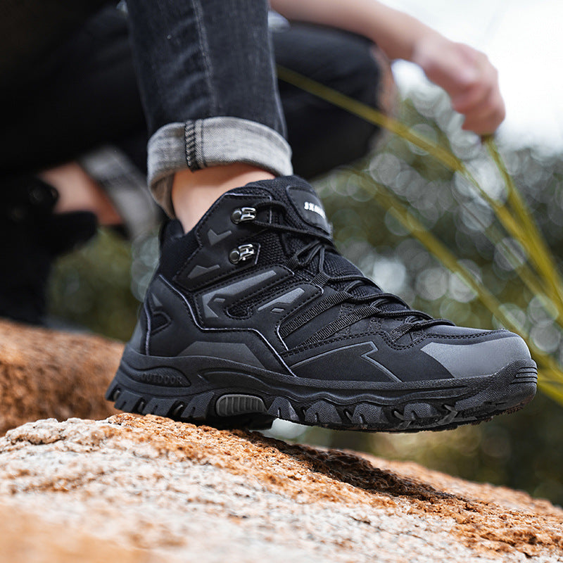 High-Top Outdoor Hiking Sneakers