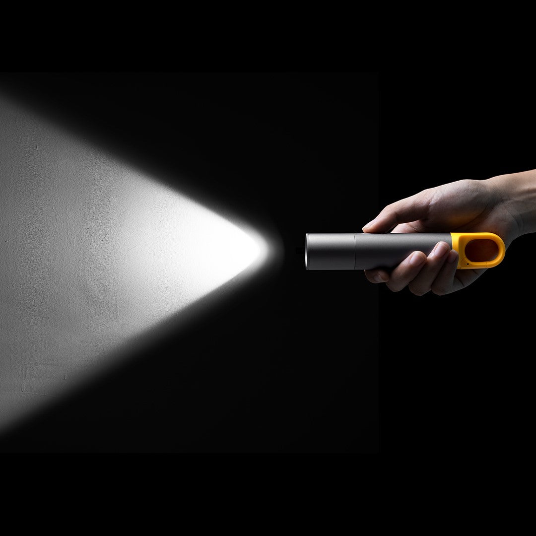 Stepless Zoom LED Camping Flashlight