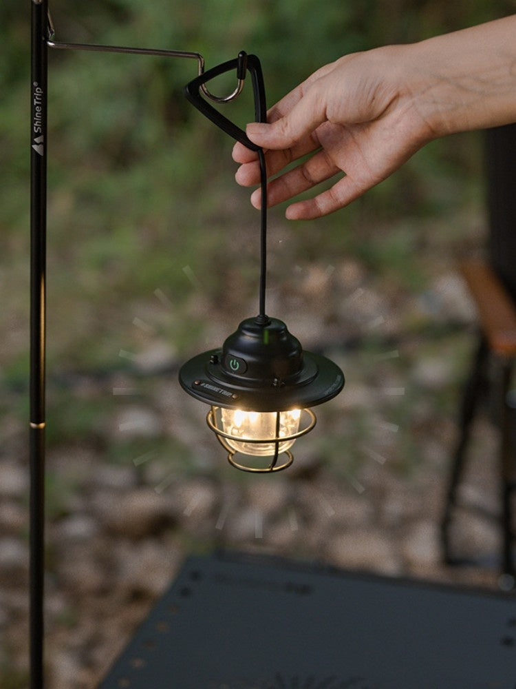 Shanqu Pine Cone Outdoor Camping Lantern Chandelier